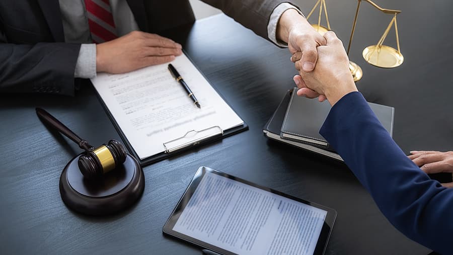 ​How to Choose a Personal Injury Lawyer
