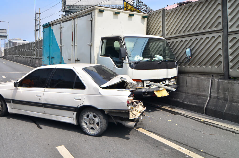 Experienced lawyer for truck accident injury cases & claims in Philadelphia, PA area